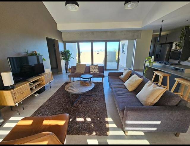 3 BEDROOM HOUSE FOR SALE IN PARADISE COAST